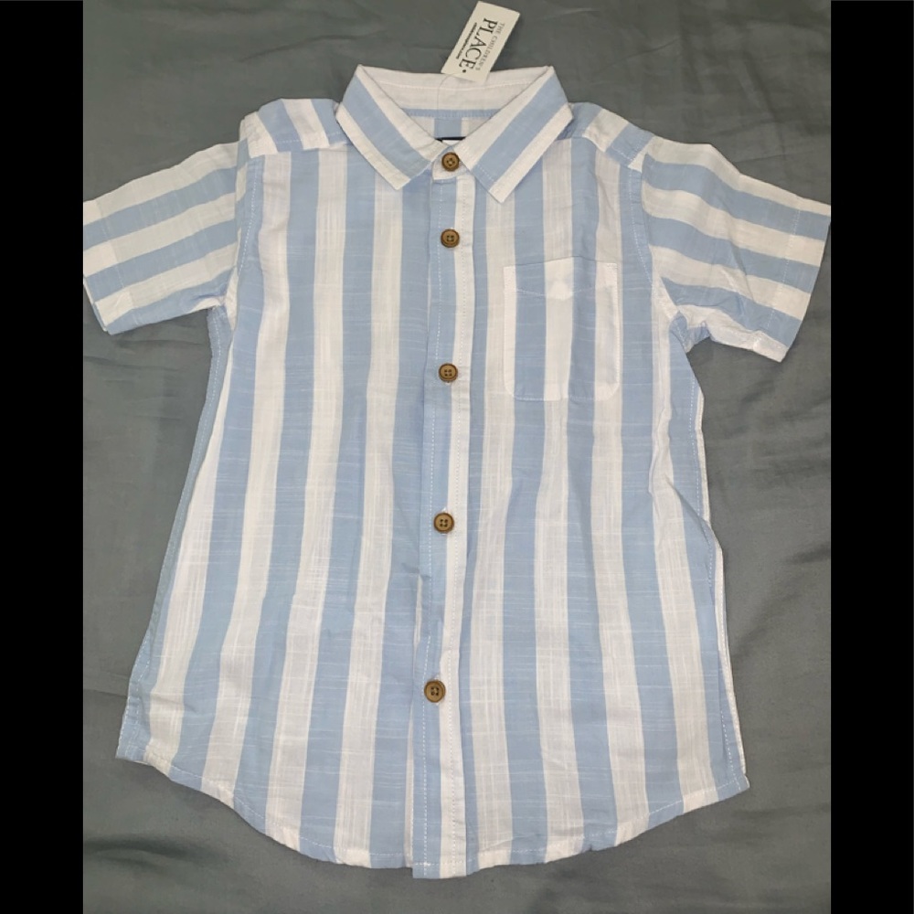 Cute and simple button down shirt!